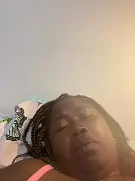 BambiWoman from StripChat