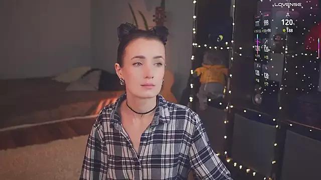 Girls: discover live performances with matured cam models, from teasing to fixations, in a variety of stunning live sex cams.