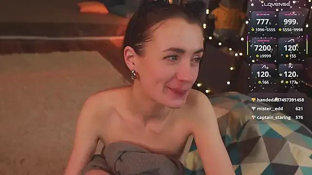 bananya_kitty from StripChat is Freechat