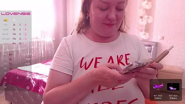 BBWOOW from StripChat