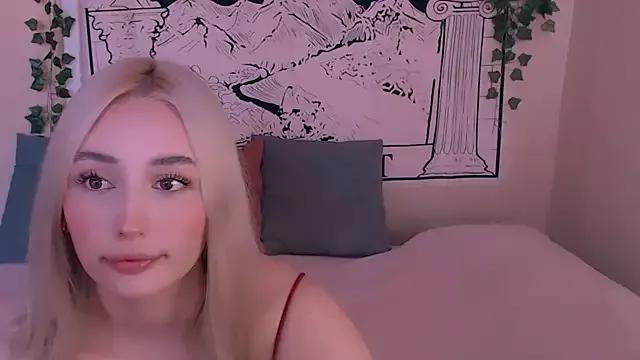 Girls: discover live performances with matured cam models, from teasing to fixations, in a variety of stunning live sex cams.