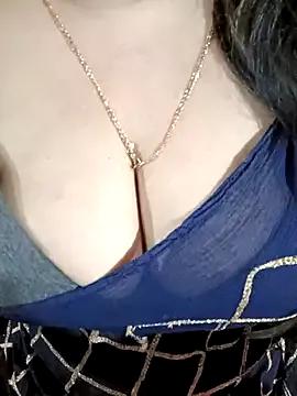 Beautyy38 from StripChat is Freechat