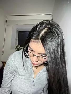 Girls: discover live performances with matured cam models, from teasing to fixations, in a variety of stunning live sex cams.