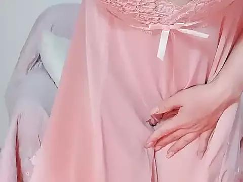 Girls: discover live performances with matured cam models, from teasing to fixations, in a variety of stunning live sex cams.