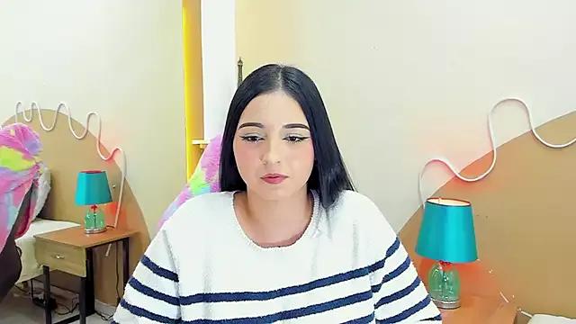 Girls: discover live performances with matured cam models, from teasing to fixations, in a variety of stunning live sex cams.