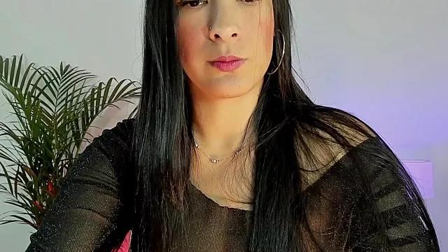 Girls: discover live performances with matured cam models, from teasing to fixations, in a variety of stunning live sex cams.