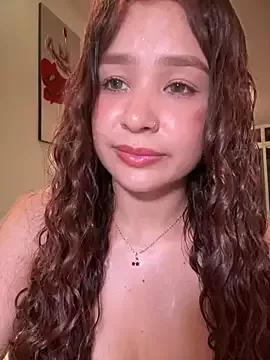 bella_parisi from StripChat
