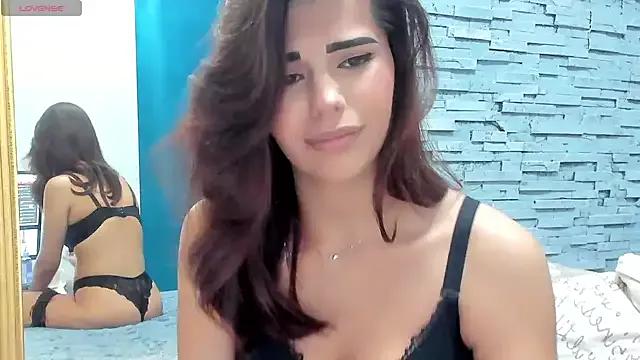 Girls: discover live performances with matured cam models, from teasing to fixations, in a variety of stunning live sex cams.