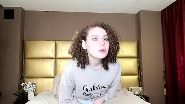 Girls: discover live performances with matured cam models, from teasing to fixations, in a variety of stunning live sex cams.