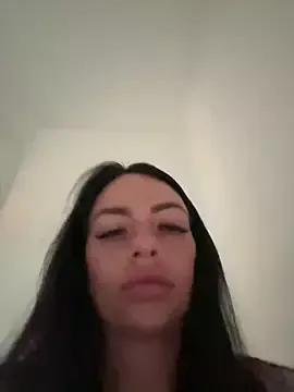 Girls: discover live performances with matured cam models, from teasing to fixations, in a variety of stunning live sex cams.