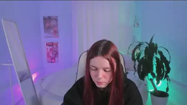 BellaDevile from StripChat