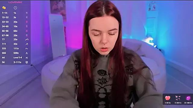 BellaDevile from StripChat