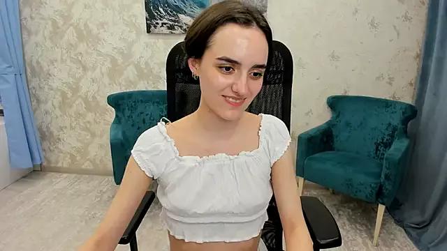 Girls: discover live performances with matured cam models, from teasing to fixations, in a variety of stunning live sex cams.