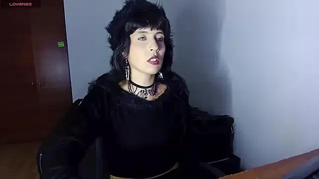 Girls: discover live performances with matured cam models, from teasing to fixations, in a variety of stunning live sex cams.