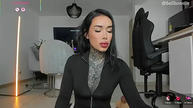 belllbonniie on StripChat
