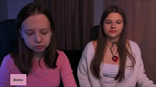 berry_alma from StripChat