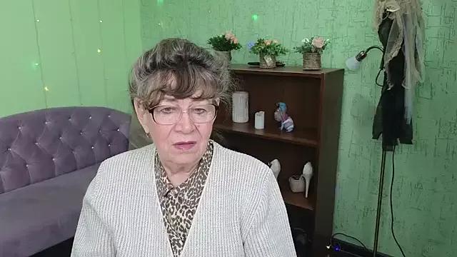 Betty_Brick from StripChat