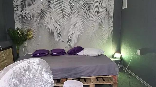 Betty_Brick from StripChat
