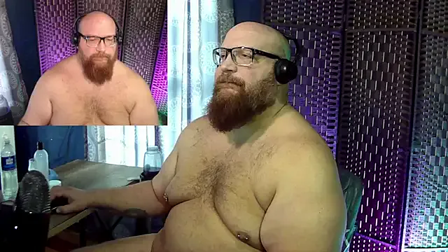 BigBearforCuddles on StripChat