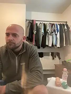 bigguy101 from StripChat