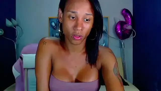 Girls: discover live performances with matured cam models, from teasing to fixations, in a variety of stunning live sex cams.