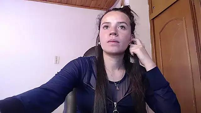 BlairMeadow from StripChat is Freechat
