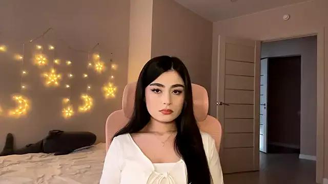 Girls: discover live performances with matured cam models, from teasing to fixations, in a variety of stunning live sex cams.