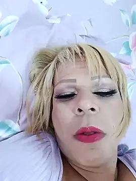 Girls: discover live performances with matured cam models, from teasing to fixations, in a variety of stunning live sex cams.