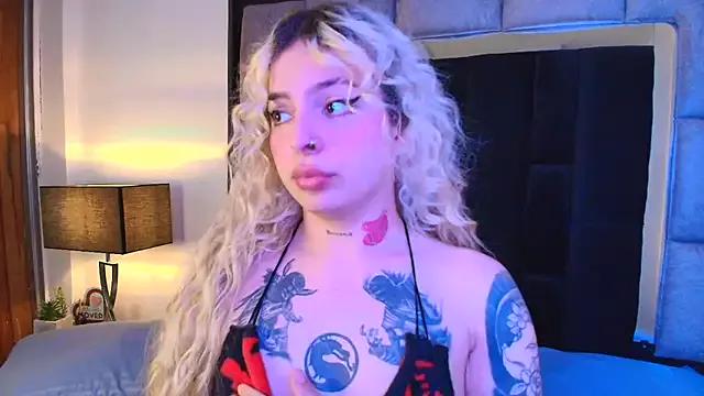 Girls: discover live performances with matured cam models, from teasing to fixations, in a variety of stunning live sex cams.