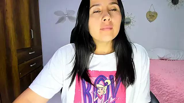 bonny_greyl from StripChat