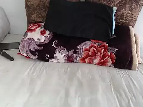 Girls: discover live performances with matured cam models, from teasing to fixations, in a variety of stunning live sex cams.