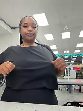 bronxminx from StripChat is Freechat