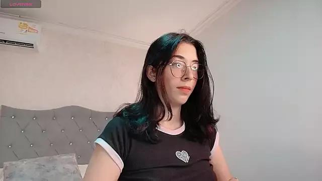 brooklove_doll from StripChat