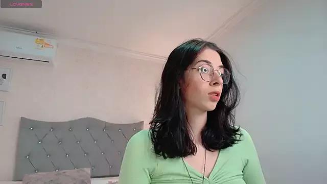 brooklove_doll from StripChat