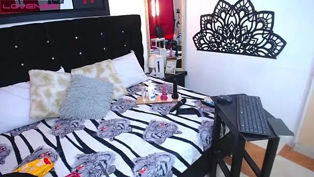 bubis_laru from StripChat