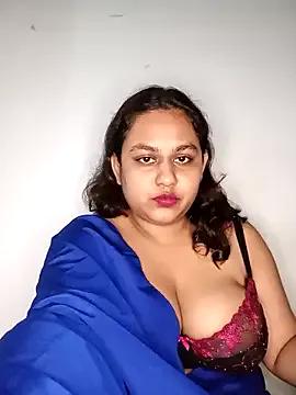 bumblebeegirl on StripChat 