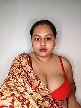 bumblebeegirl on StripChat 