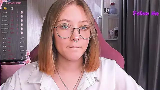 bunny_bubble from StripChat