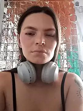 Girls: discover live performances with matured cam models, from teasing to fixations, in a variety of stunning live sex cams.