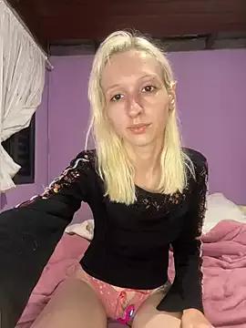 bunnydark00 from StripChat