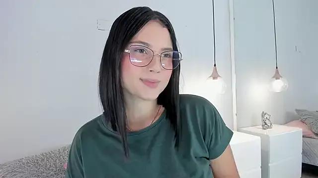 Girls: discover live performances with matured cam models, from teasing to fixations, in a variety of stunning live sex cams.