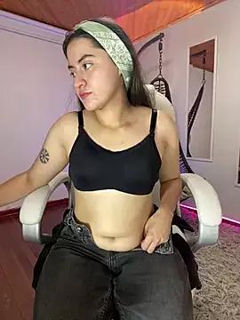 Girls: discover live performances with matured cam models, from teasing to fixations, in a variety of stunning live sex cams.