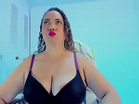 camilaa_foxxx1 from StripChat is Freechat