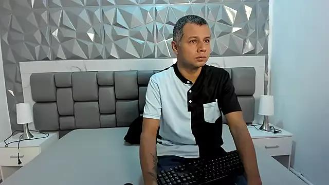 CamilayCesar from StripChat is Freechat
