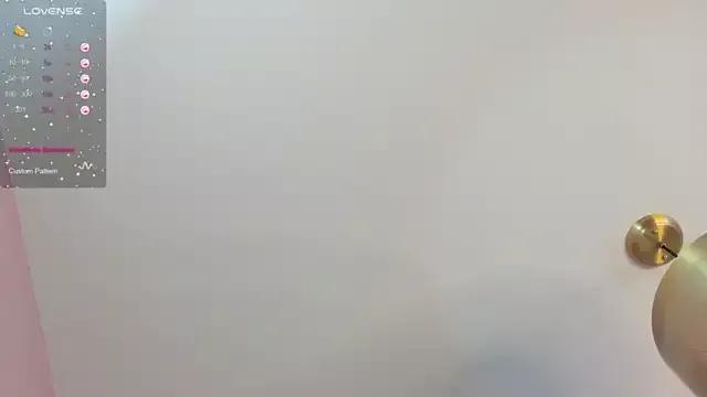 Girls: discover live performances with matured cam models, from teasing to fixations, in a variety of stunning live sex cams.
