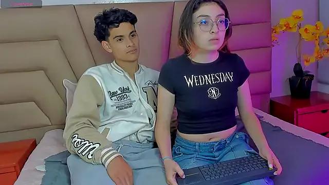 Girls: discover live performances with matured cam models, from teasing to fixations, in a variety of stunning live sex cams.