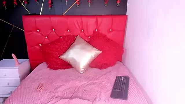 candy_rouss3 from StripChat is Freechat