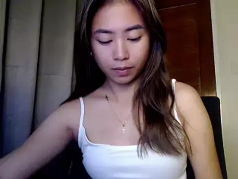 candycrushyyy from StripChat is Freechat