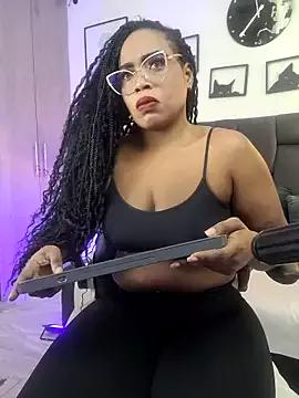 Girls: discover live performances with matured cam models, from teasing to fixations, in a variety of stunning live sex cams.