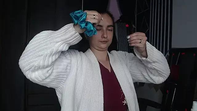Girls: discover live performances with matured cam models, from teasing to fixations, in a variety of stunning live sex cams.